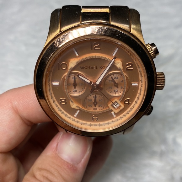 Unisex Michael Kors watch - Picture 2 of 5